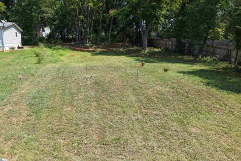306 & 308 Old Bleachery Road Greenville SC 29609