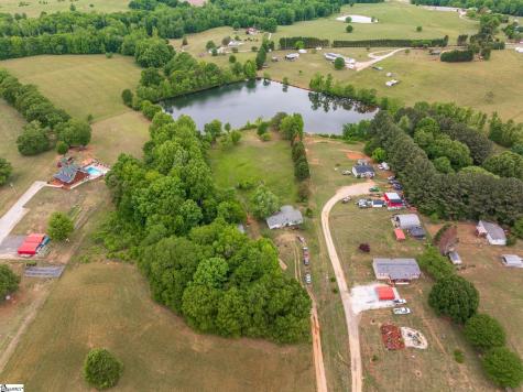 901 Iron Bridge Road Cowpens SC 29330