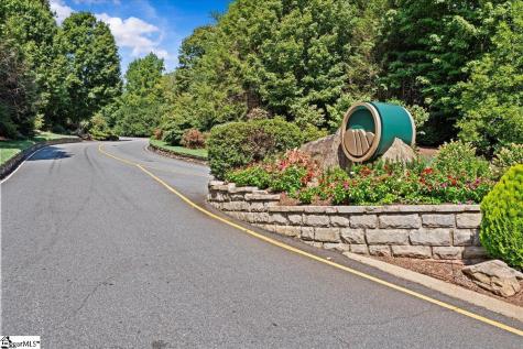 19 Grosbeak Way Landrum SC 29356
