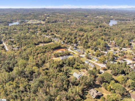 1025 Saluda Lake Road Greenville SC 29617