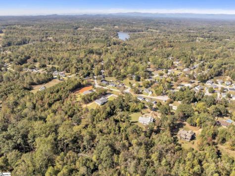 1025 Saluda Lake Road Greenville SC 29617