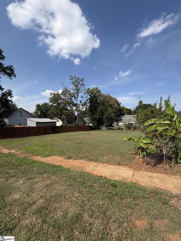 17 6th Avenue Greenville SC 29609