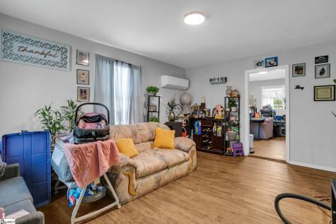 89 Montague Road Greenville SC 29617