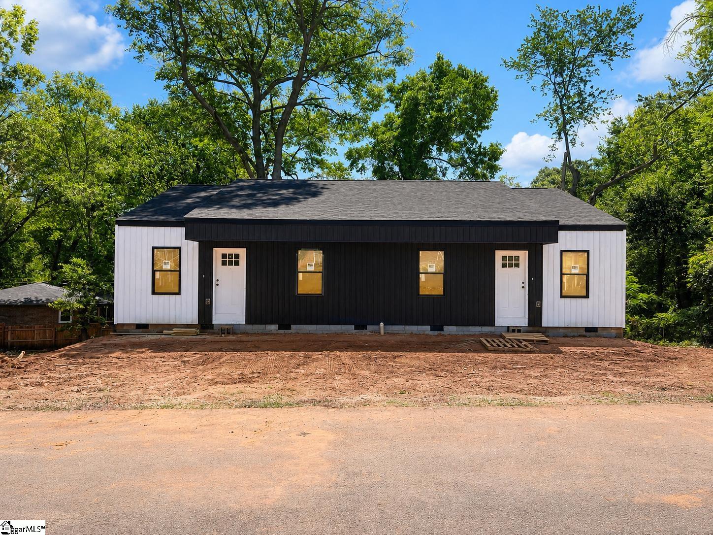 142/144 Andover Road Spartanburg SC 29322