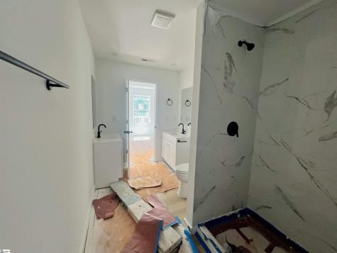 142/144 Andover Road Spartanburg SC 29322