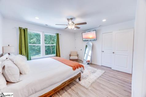 7 Blackwood Street Greenville SC 29611