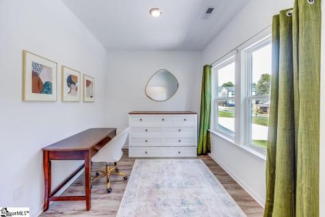 7 Blackwood Street Greenville SC 29611
