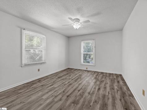 174 New Market Street Tryon NC 28782
