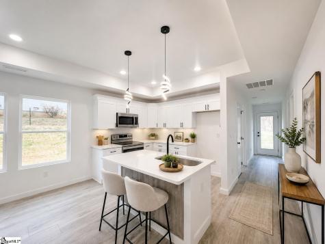 285/287 Scenic Avenue Campobello SC 29322