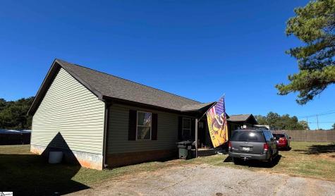 222 & 224 Griffin Mill Road Pickens SC 29671