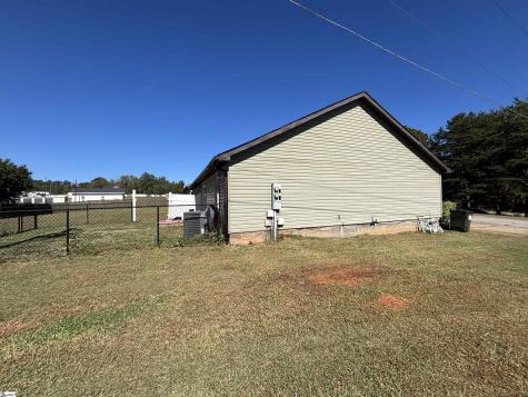 222 & 224 Griffin Mill Road Pickens SC 29671