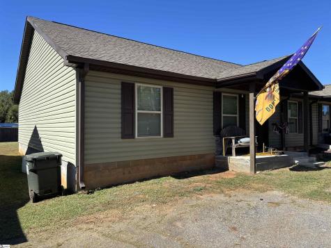 222 & 224 Griffin Mill Road Pickens SC 29671