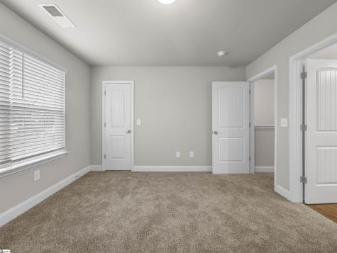 115/117 Oak Street Greer SC 29651