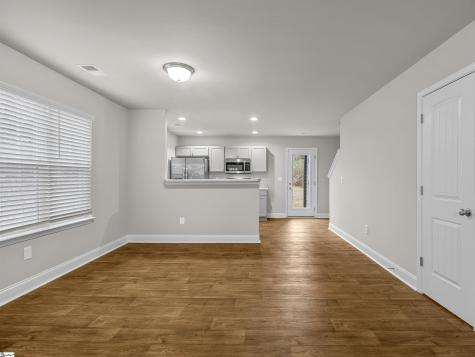 115/117 Oak Street Greer SC 29651