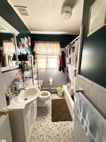 23 Abbeville Street Due West SC 29639