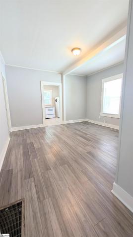 156 Garrett Street Spartanburg SC 29302