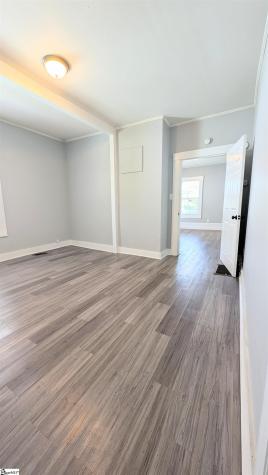 156 Garrett Street Spartanburg SC 29302
