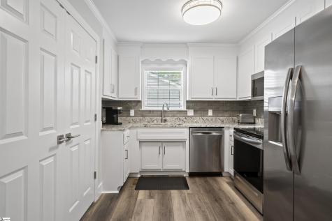 4 Amherst Avenue Greenville SC 29605