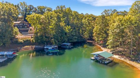 963 Fishermans Cove Seneca SC 29672