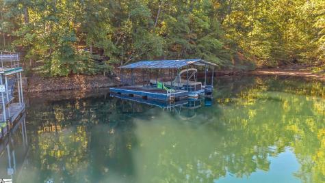 963 Fishermans Cove Seneca SC 29672