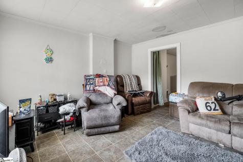 7 Edgewood Drive Ware Shoals SC 29692