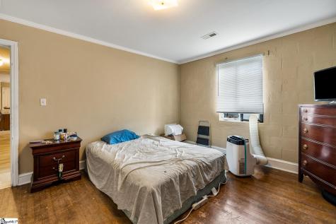 7 Edgewood Drive Ware Shoals SC 29692