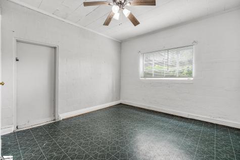 7 Edgewood Drive Ware Shoals SC 29692