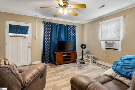 7 Edgewood Drive Ware Shoals SC 29692