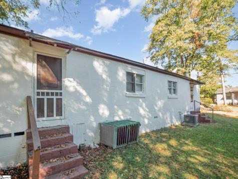 17 Bridwell Avenue Greenville SC 29607