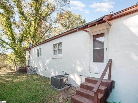 17 Bridwell Avenue Greenville SC 29607