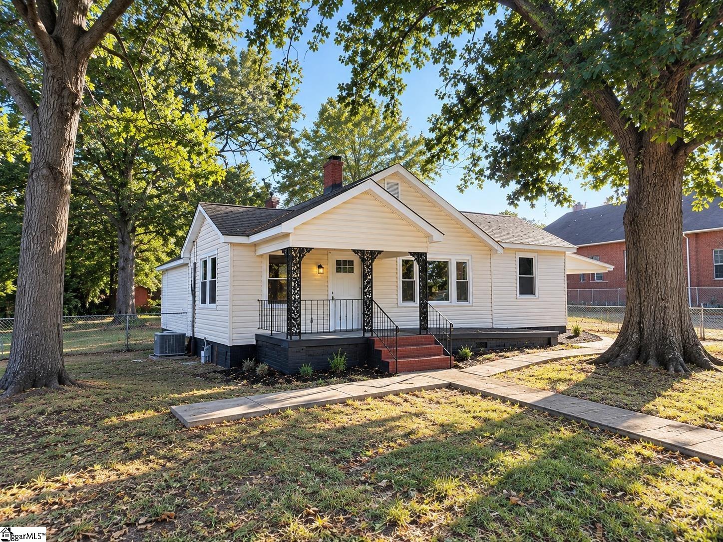 215 W Roosevelt Drive Anderson SC 29626