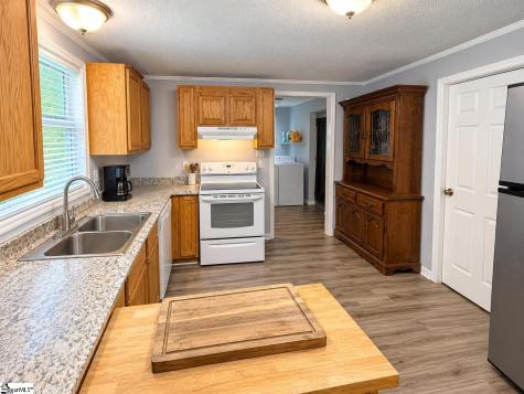 215 W Roosevelt Drive Anderson SC 29626