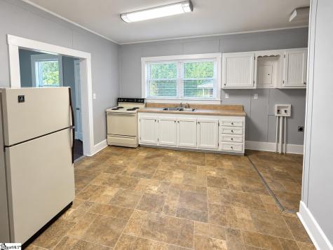 215 W Roosevelt Drive Anderson SC 29626