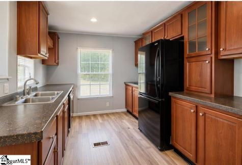 215 W Roosevelt Drive Anderson SC 29626