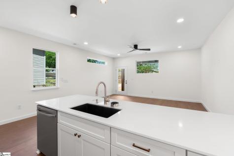4 Conyers Street Greenville SC 29609