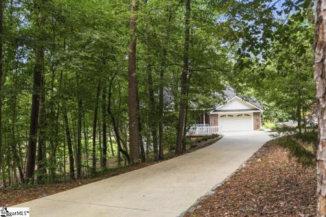 439 Cane Creek Landing Seneca SC 29672