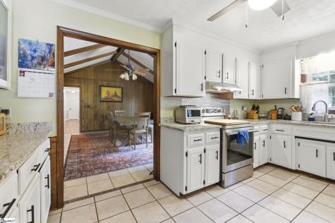 200 Pine Wood Drive Greenville SC 29607