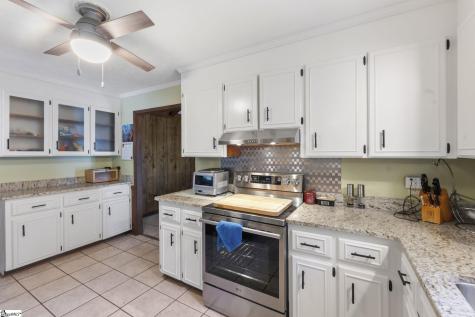 200 Pine Wood Drive Greenville SC 29607