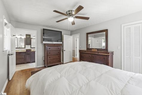 200 Pine Wood Drive Greenville SC 29607
