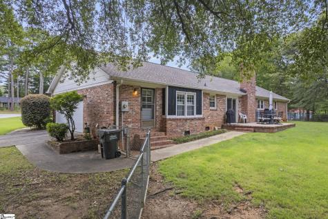 200 Pine Wood Drive Greenville SC 29607
