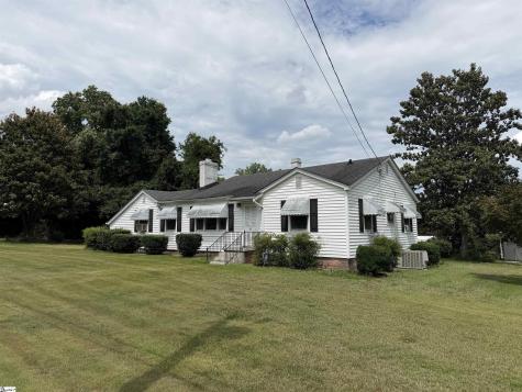 6 Shadow Lane Taylors SC 29687