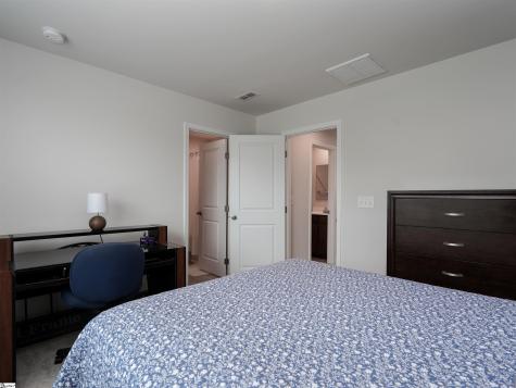 8 Verdant Leaf Way Greenville SC 29617