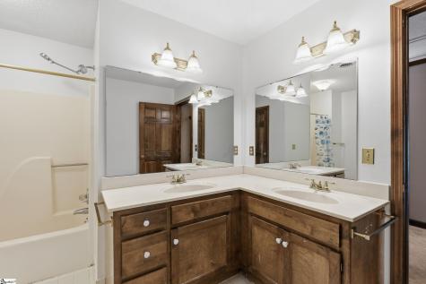 123 Sandpiper Lane Greenville SC 29607