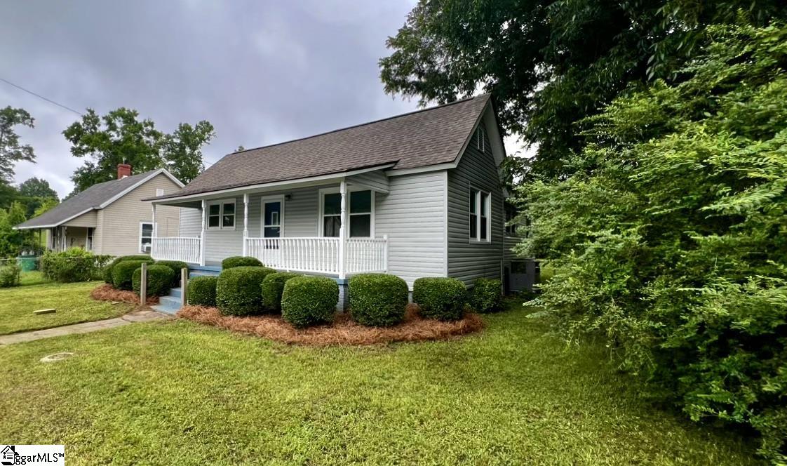 402 Florence Street Clinton SC 29335