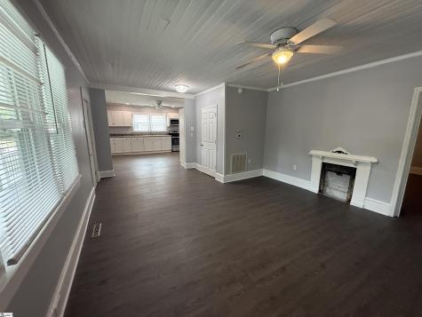 402 Florence Street Clinton SC 29335