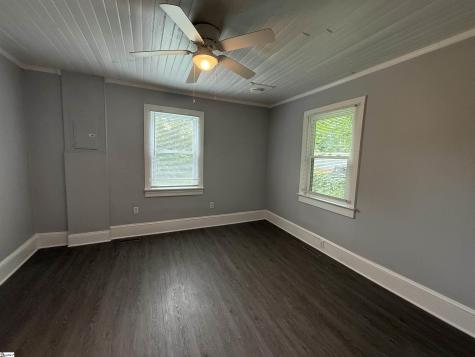 402 Florence Street Clinton SC 29335