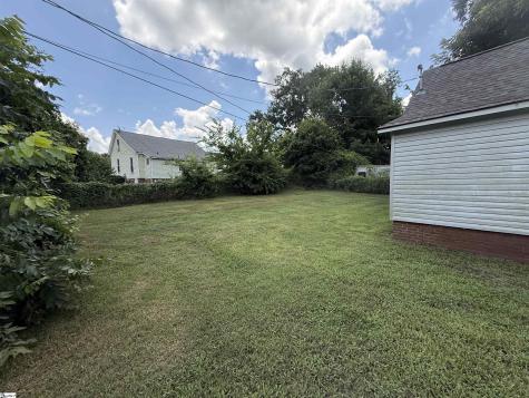 402 Florence Street Clinton SC 29335