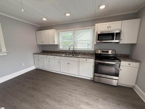 402 Florence Street Clinton SC 29335