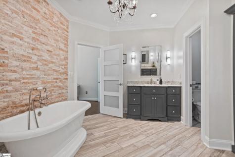 4 Golden Bear Court Greenville SC 29609