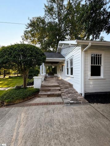 118 E Earle Street Greenville SC 29609